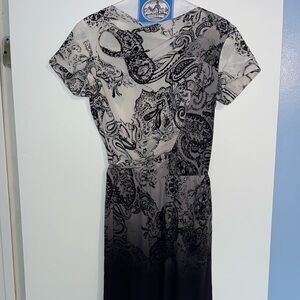 Etro Black and White Sheath Dress Scoop Neck Short Sleeve